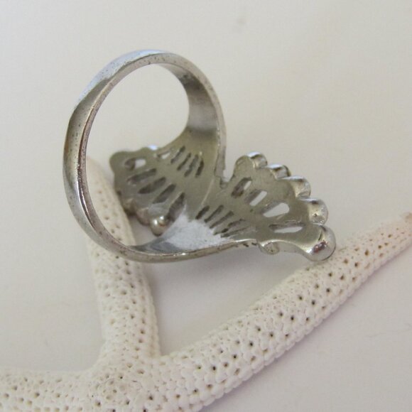 Vintage Ring Angel Wings Design - Picture 4 of 5
